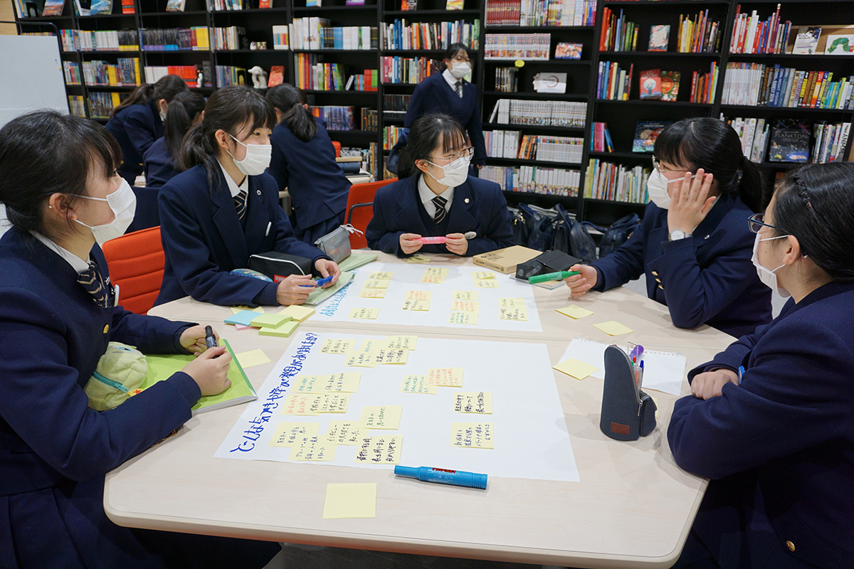 安田女子中学高等学校の事例から見えた生徒の変化や課題（途中経過）